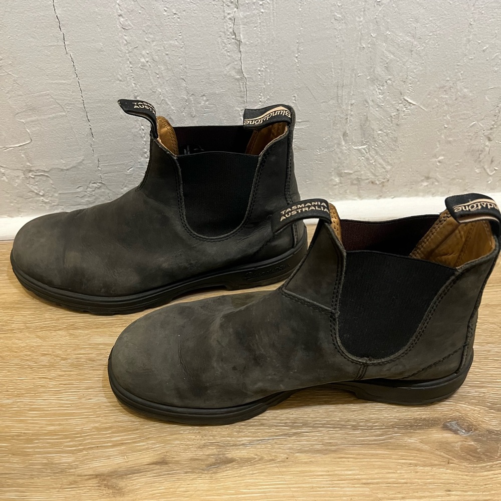 Men’s Blundstone’s Boots Size 9